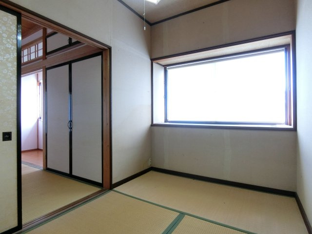 米子市皆生5丁目店舗付住宅の和室|2階和室（納戸）