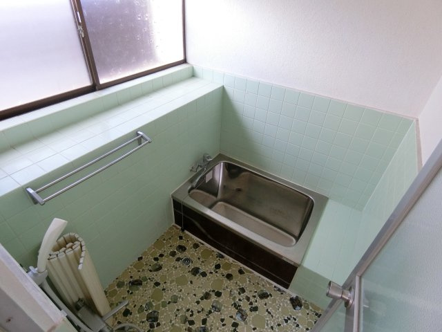 米子市皆生5丁目店舗付住宅の浴室