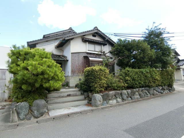 米子市皆生5丁目店舗付住宅の外観