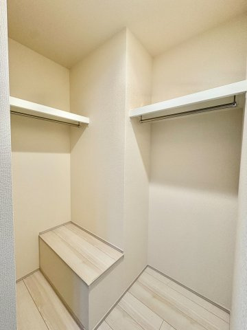 《仲介手数料半額》ふじみ野市長宮2丁目全2棟　1号棟の収納|WIC