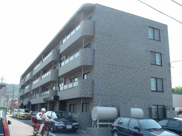ブルーリーフ宮の森