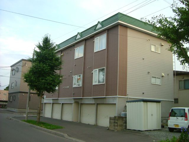 アークコート栄町