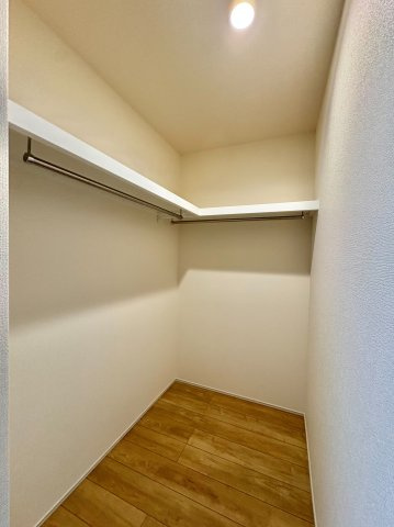 《仲介手数料半額》ふじみ野市長宮2丁目全2棟　2号棟の収納|WIC