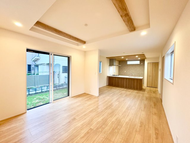 《仲介手数料半額》ふじみ野市長宮2丁目全2棟　2号棟の居間・リビング|LDK19.50帖