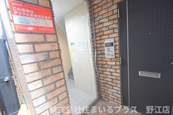 ヴィアーレ今市のエントランス
