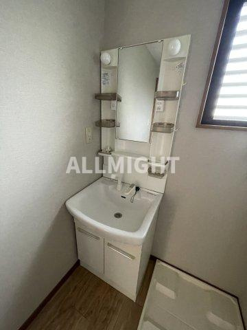稲城市矢野口の賃貸マンションの洗面所|★お部屋探しはオールマイト不動産までご相談下さい♪
