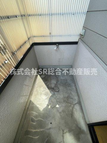 東石切町2丁目中古戸建のバルコニー|陽当たり良好で洗濯物が乾きやすいです！