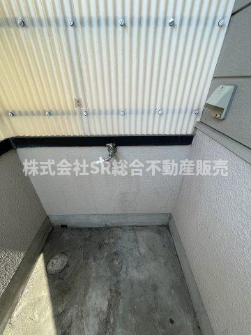 東石切町2丁目中古戸建のランドリースペース|2Fバルコニーに洗濯機置場もございます！