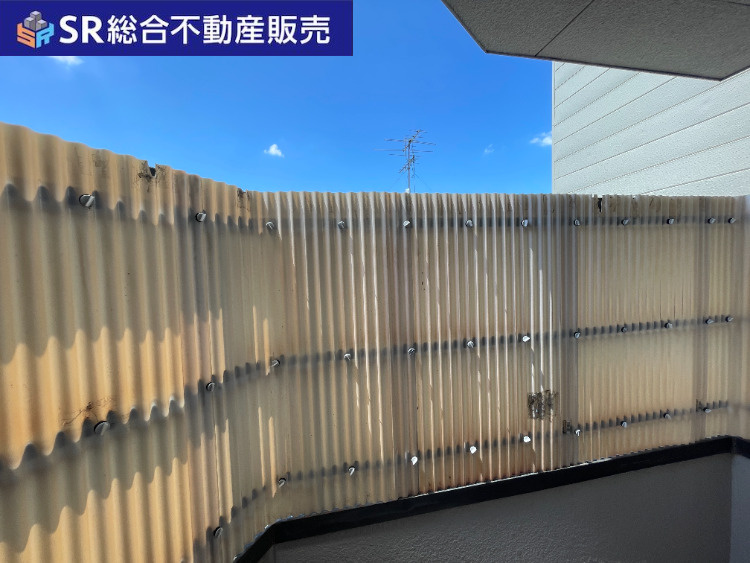 東石切町2丁目中古戸建の寝室|2F　7.0帖。ダイニングキッチンへの動線も良く使いやすい洋室です！