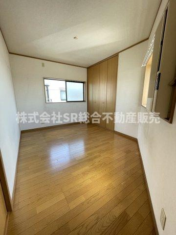東石切町2丁目中古戸建の子供部屋|3F　6.0帖。子供部屋など様々な用途でご利用いただけます！