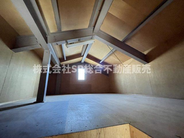 東石切町2丁目中古戸建の収納|屋根裏収納付きで収納には困りません！