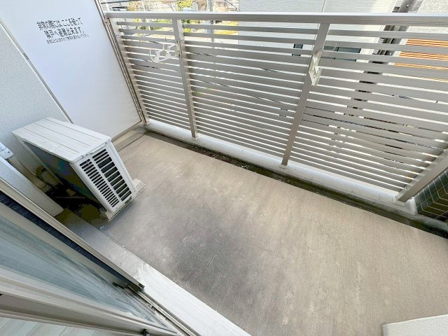 シャルマンパレ淡路のバルコニー