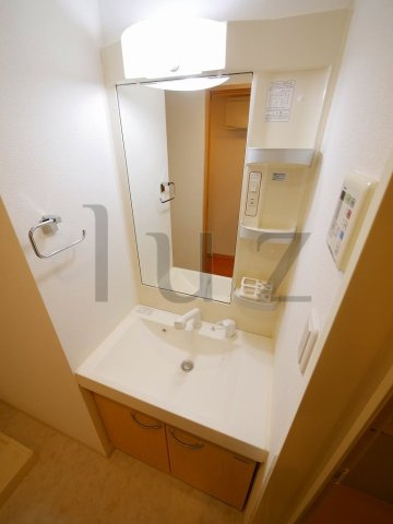 ダイイチフレア川崎の洗面所
