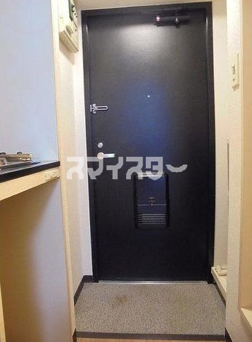 津田沼ダイカンプラザシティの玄関