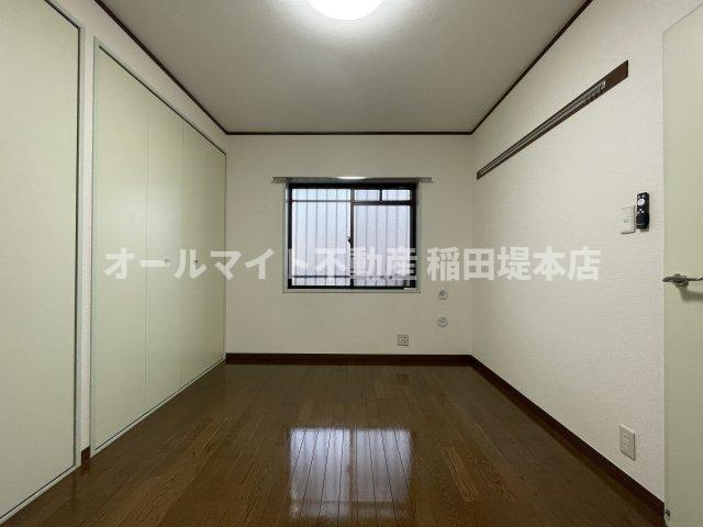 川崎市多摩区菅稲田堤１丁目の賃貸マンションの寝室