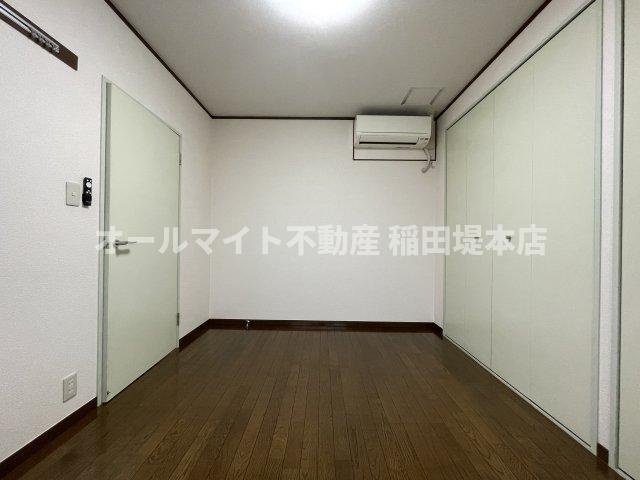 川崎市多摩区菅稲田堤１丁目の賃貸マンションの居間・リビング