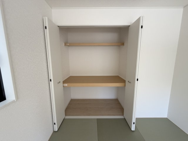 沖縄市胡屋　第1（全13棟）ラスト9号棟の収納|9号棟　畳コーナー3帖＋収納付き♪