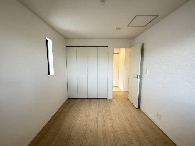 沖縄市胡屋　第1（全13棟）ラスト9号棟の洋室|9号棟　洋室6帖＋CL付き♪