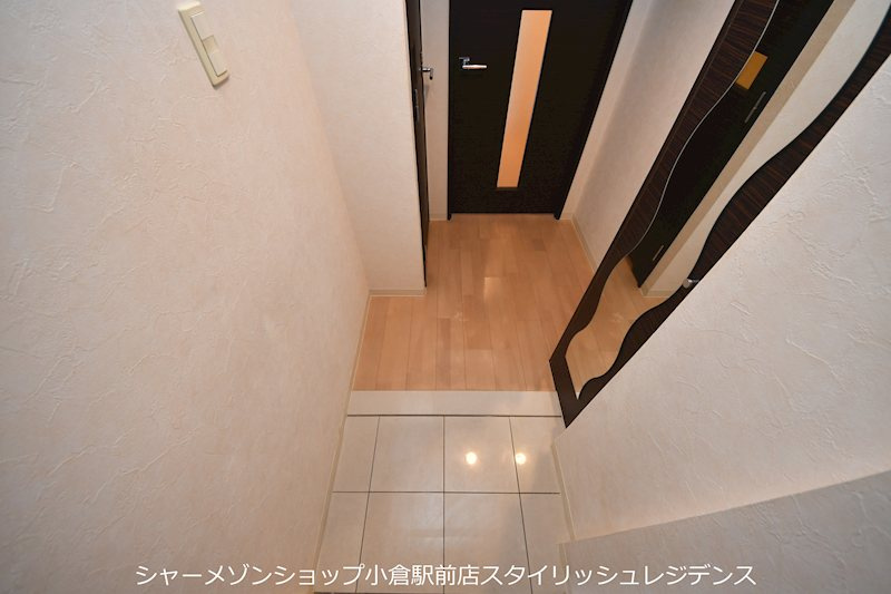 No.63　オリエントキャピタルタワーの玄関