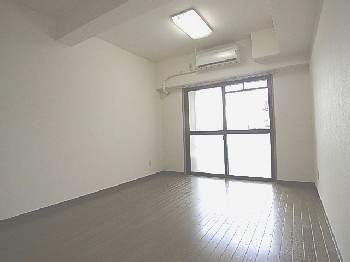 生駒カレッジシティⅡの洋室