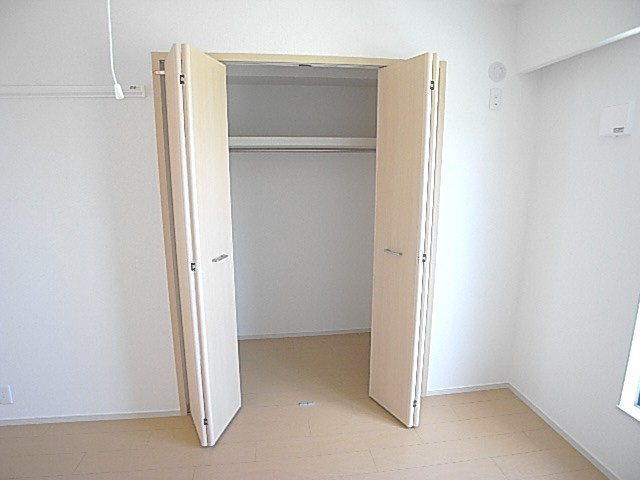 ユーアイハイツ新家の収納