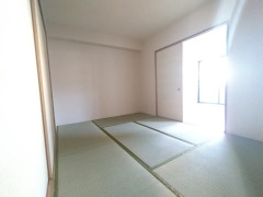 ベルデュール四条畷の和室