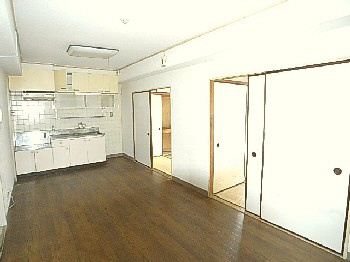 奥野マンションの居間・リビング