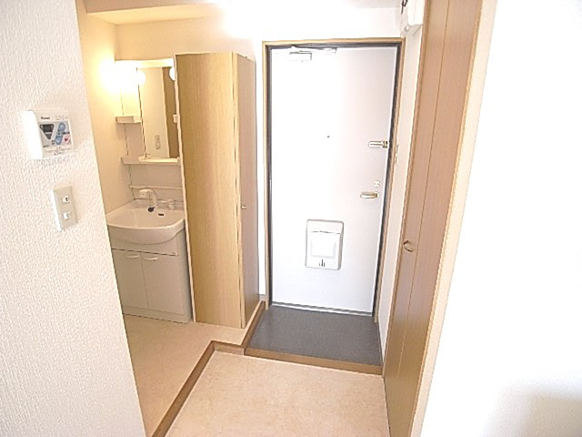 ラヴィスタ友呂岐の玄関