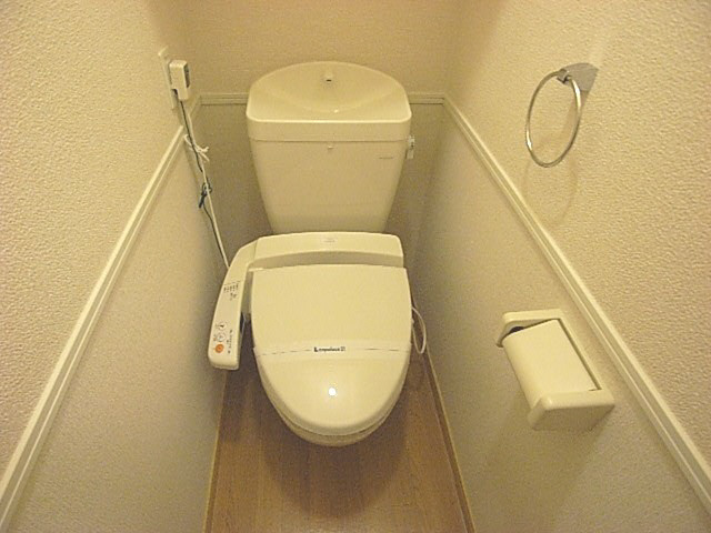 レオパレスピュアのトイレ