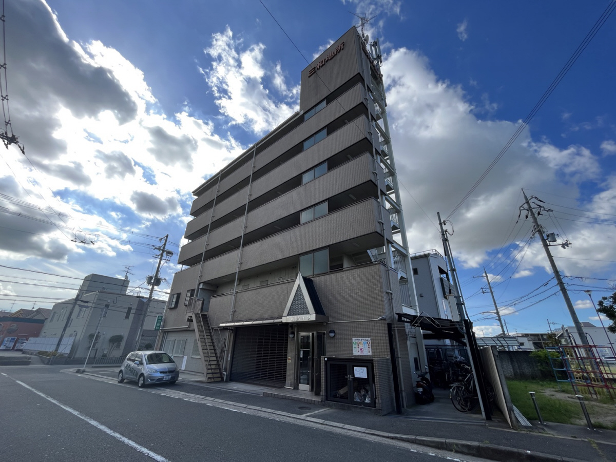 三和ハイツの外観