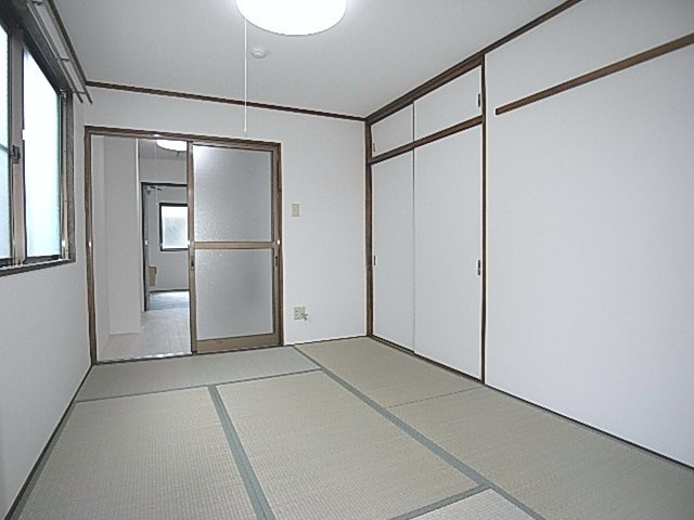 ブリリアント石津南町の居間・リビング