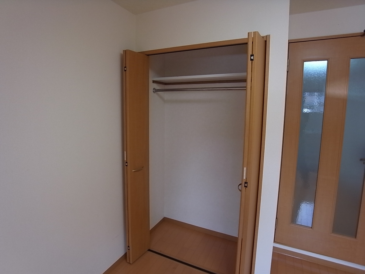 松尾ハイツ寝屋川の収納