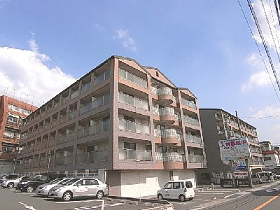 生駒カレッジシティⅡの外観
