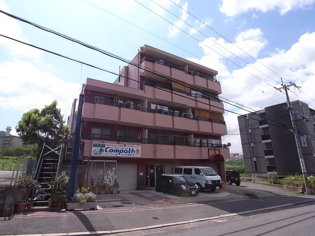 梅ヶ丘ハイツの外観