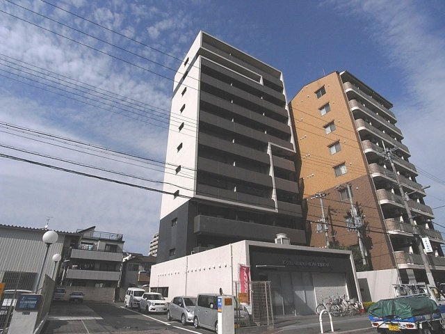 PRESTANCE香里の外観