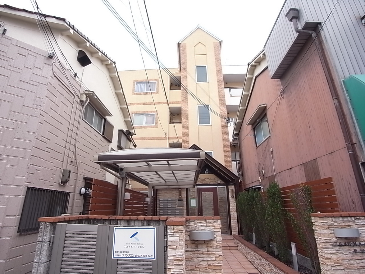 寝屋川市田井町の賃貸マンション