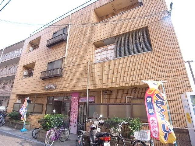 三匹のＫＯＢＵＴＡ