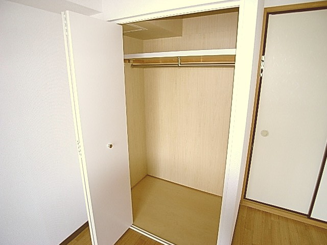 M’プラザ楠根２の収納