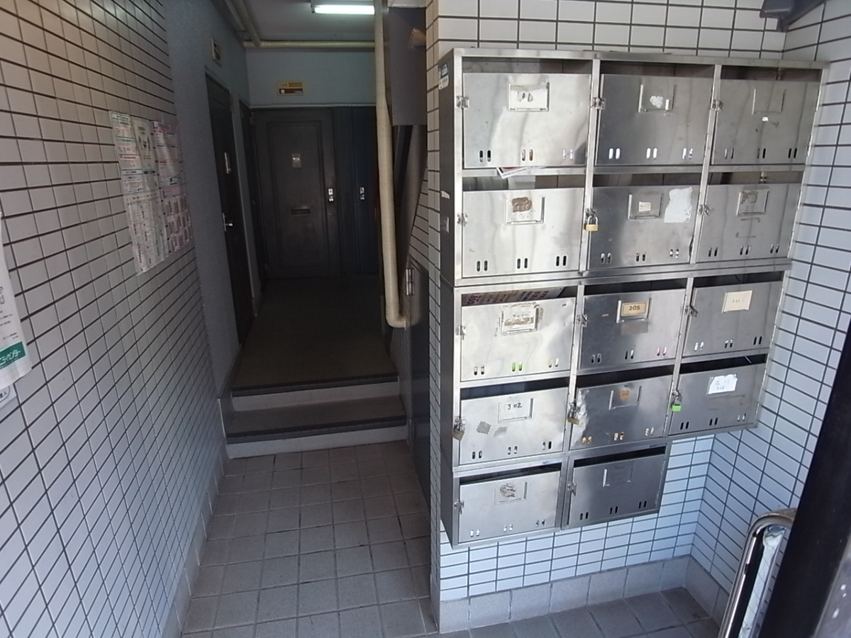 サンシャイン香里園Ⅴのロビー
