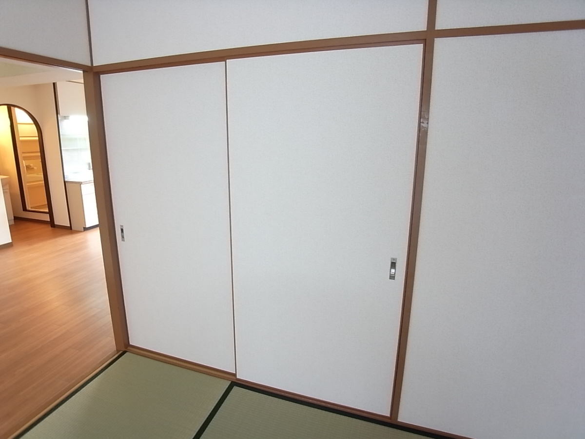 神田ハイツの収納
