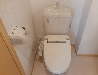 大東市野崎４丁目のハイツのトイレ
