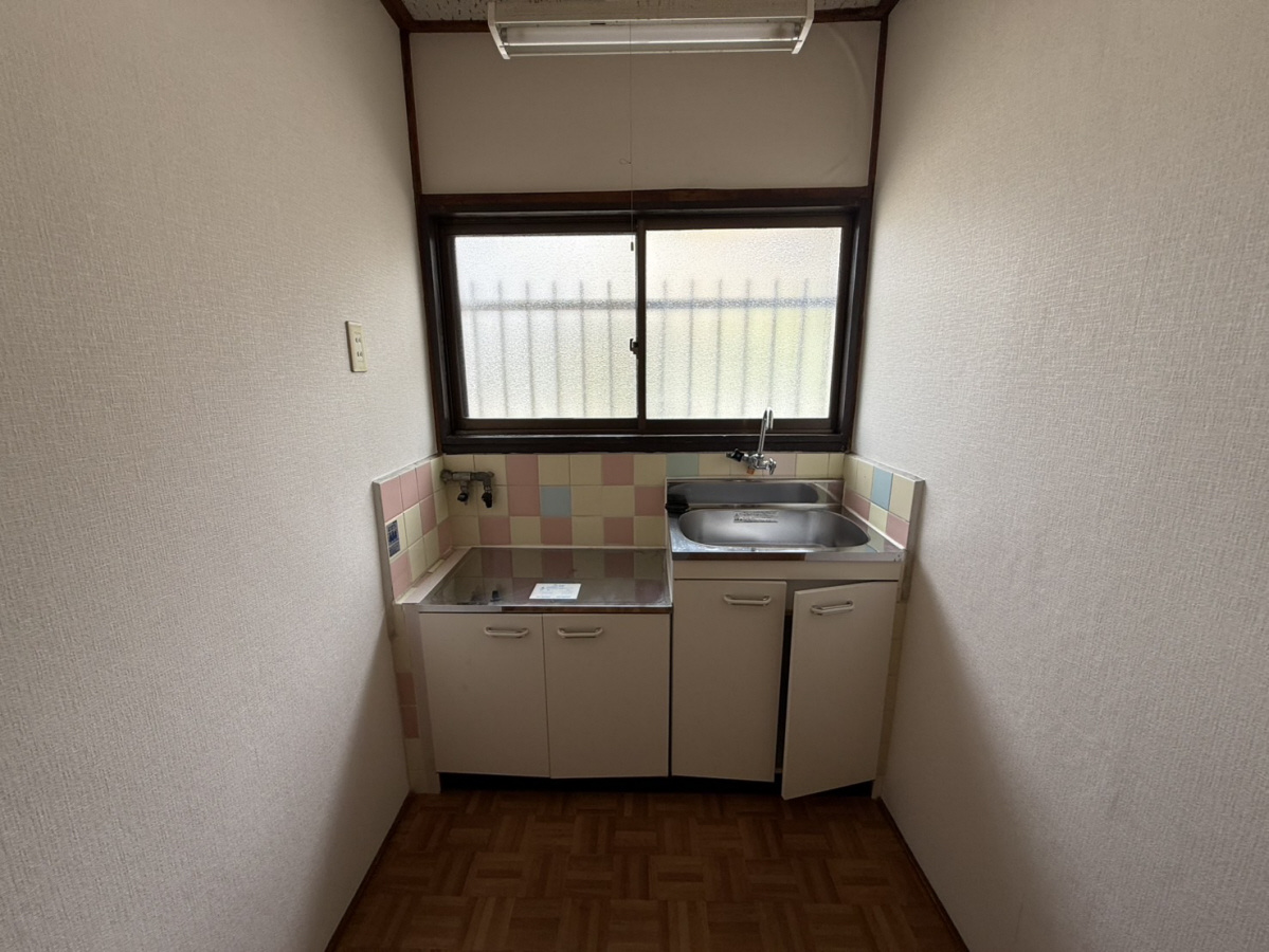 黒原旭町テラスハウスのキッチン