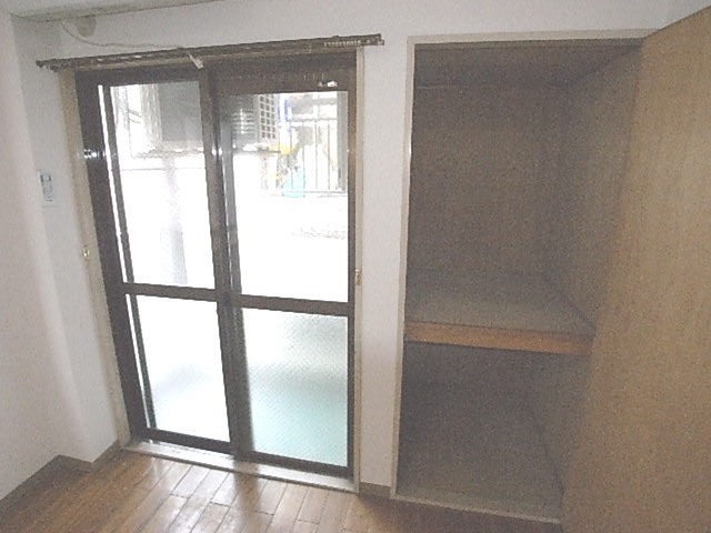 アパートメント寝屋川Ⅱの収納