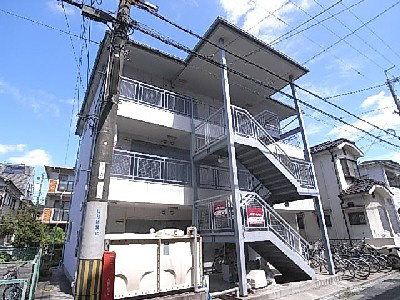 柿本ハイツ