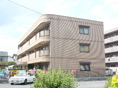 ファミーユ2の外観