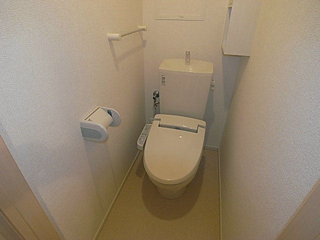 シャンドフルールⅢ番館のトイレ