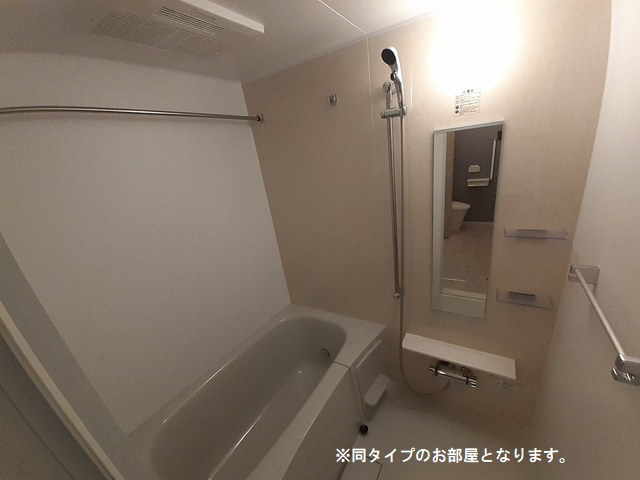 カーサ・ヴェルデ梶の浴室