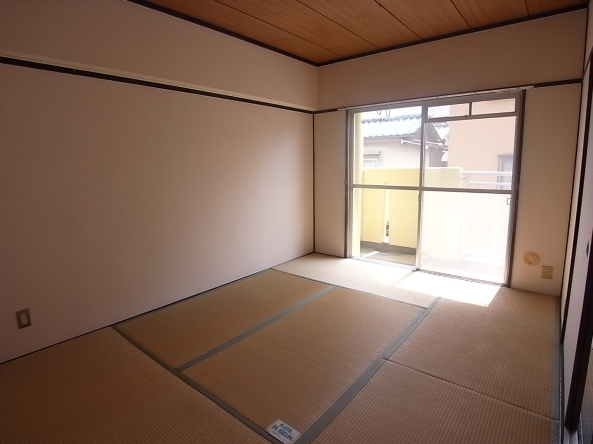 にしまちハイツの洋室