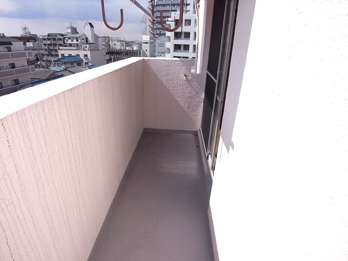 香里園ハウスのバルコニー