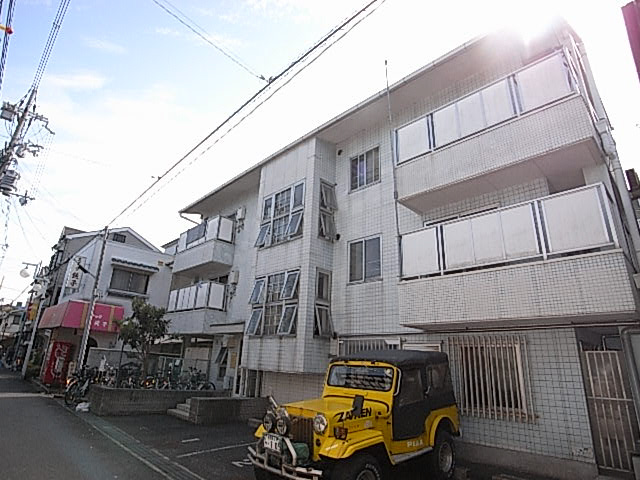 シティハイム上村の駐車場